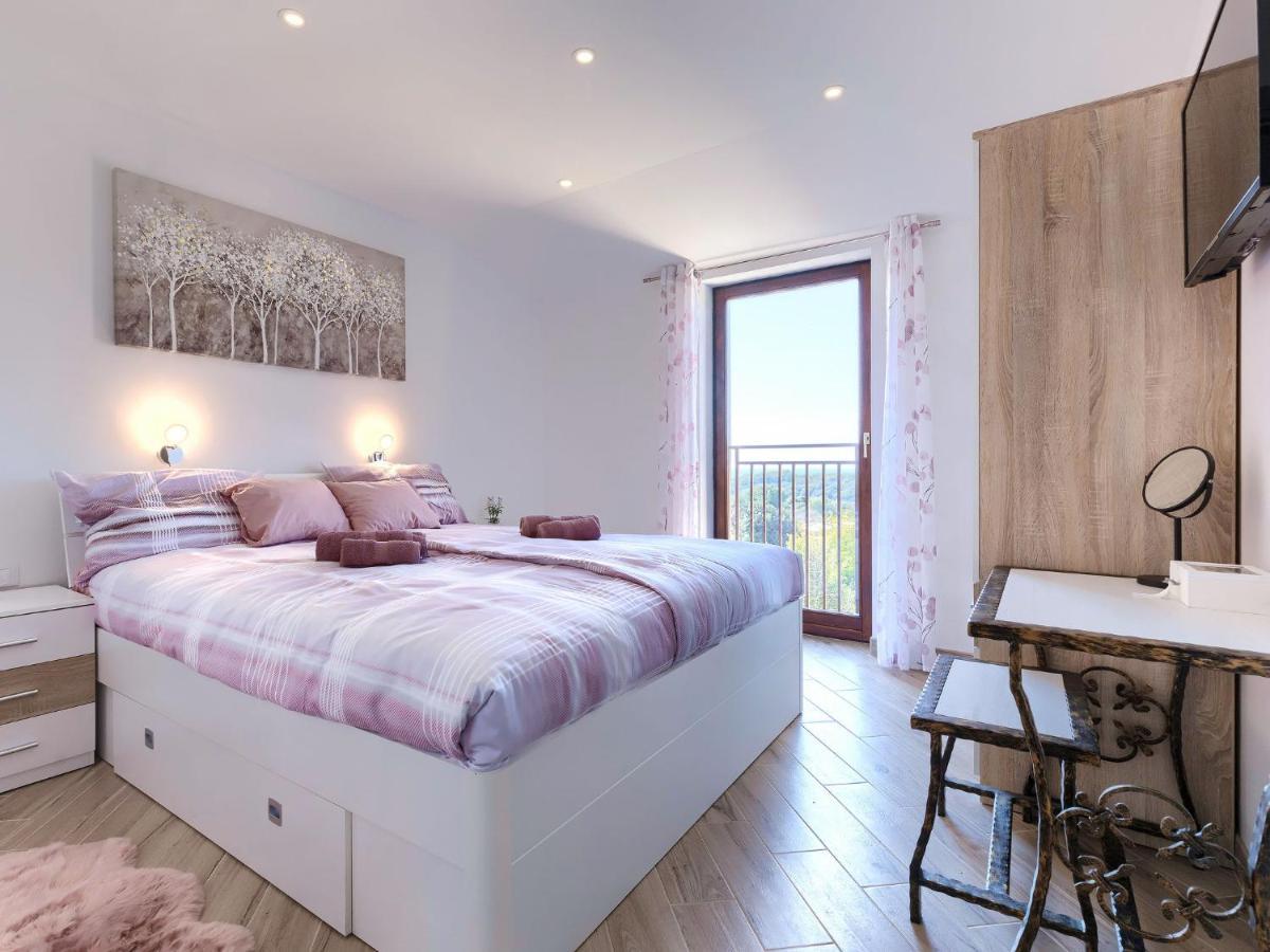 Apartment Joy By Interhome Pula Exteriör bild